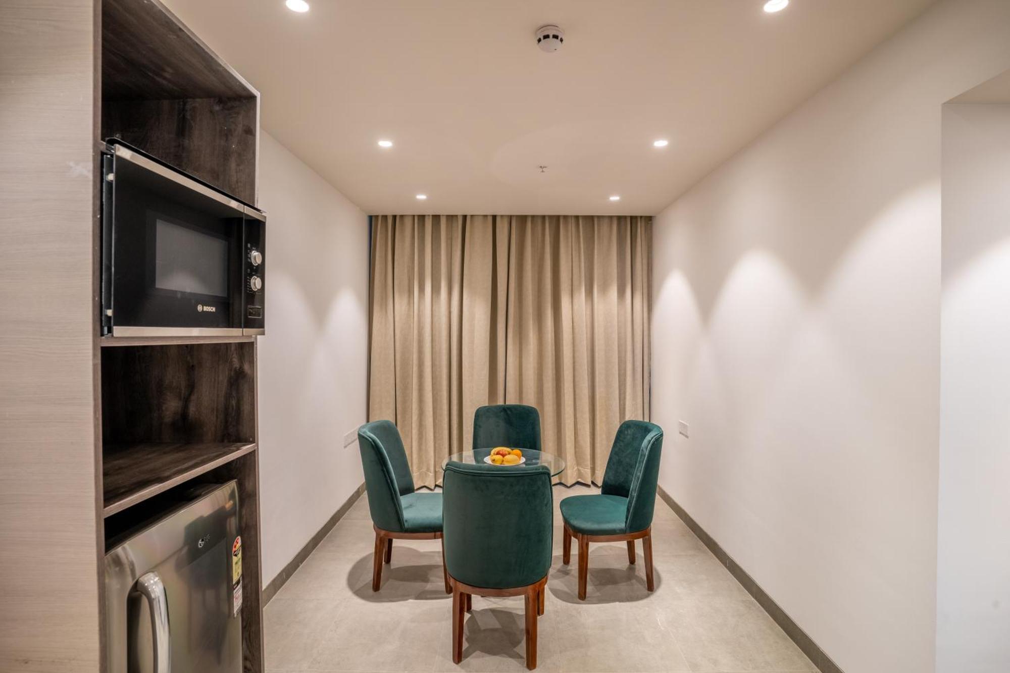 Juesta Residences - Aipl Joy Street, Gurgaon Buitenkant foto