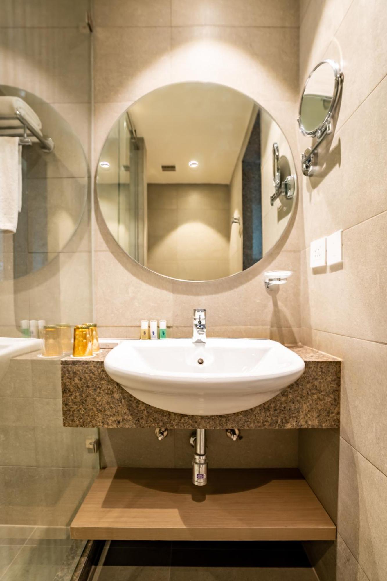 Juesta Residences - Aipl Joy Street, Gurgaon Buitenkant foto