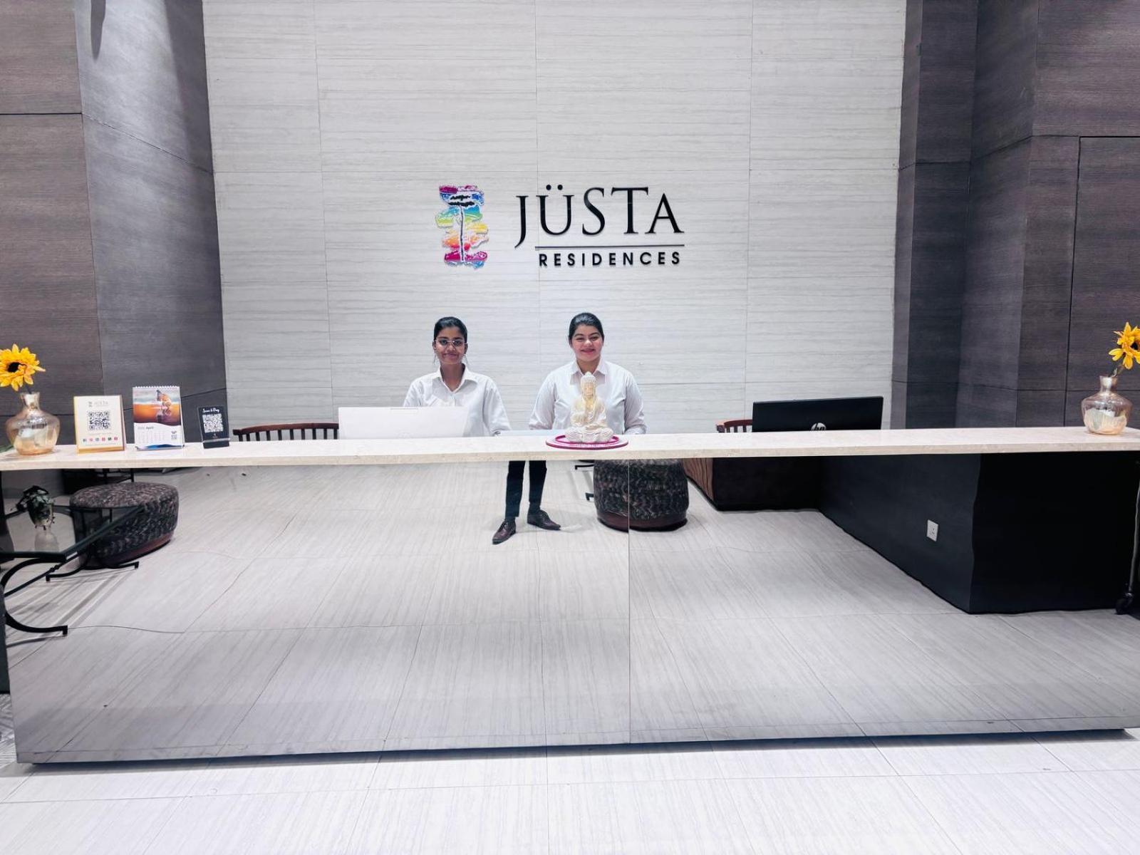 Juesta Residences - Aipl Joy Street, Gurgaon Buitenkant foto